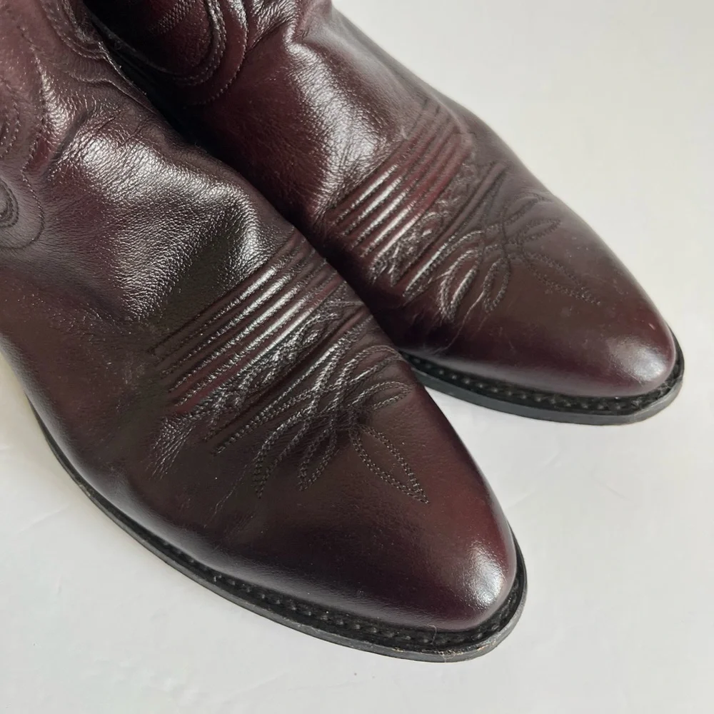 Dan Post Burgundy Pebble Grain Cowboy Boots men’s size 9D